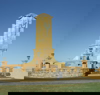 Fremantle War Memorial - Darwin Holiday