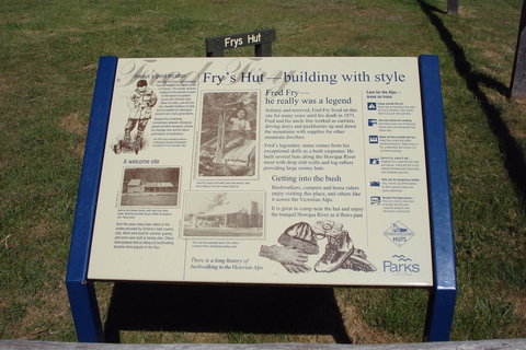 Fry's Hut - Darwin Holiday 2