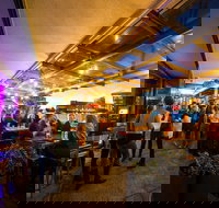 Honeysuckle - Darwin Holiday