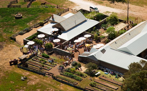 Hutton Vale Farm - Darwin Holiday 2