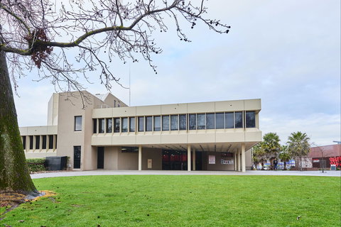Sir Robert Helpmann Theatre - Darwin Holiday 0