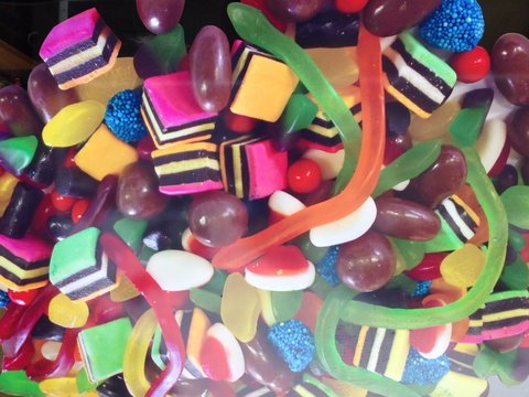 The Pier View Lolly Shop - Darwin Holiday 1