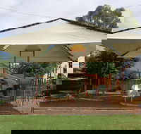 Tottenham - Darwin Holiday