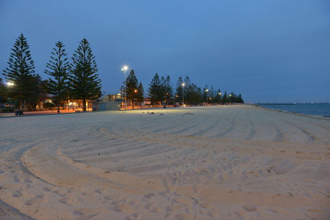 Altona Beach - Darwin Holiday 1