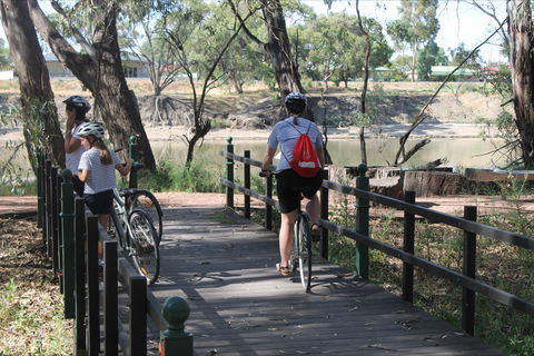 Bidgee Riverside Trail  - Hay Nature Walk - Darwin Holiday 0