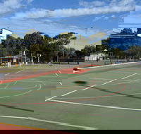 Cleve Sporting Facilities - Darwin Holiday