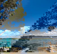 Dohles Rocks - Darwin Holiday