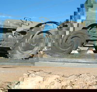 Ferguson Tractor Monument - Darwin Holiday