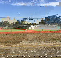 Gunning Tennis Courts - Darwin Holiday
