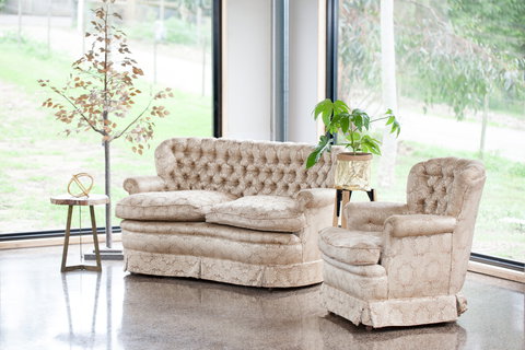 Hazy Tales Studio - Darwin Holiday 2