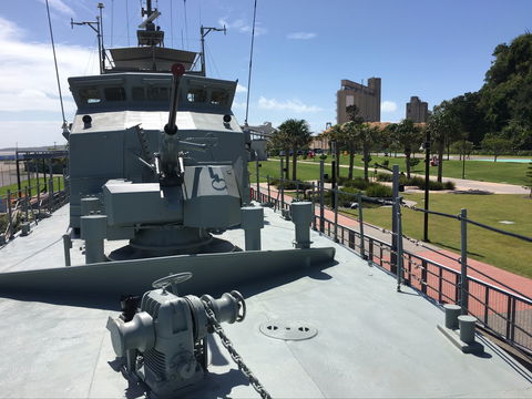 HMAS Gladstone - Darwin Holiday 1
