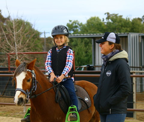 Horse Riding Lessons And Trail Rides - Darwin Holiday 0