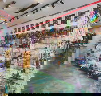 in.cube8r gallery and emporium - Darwin Holiday