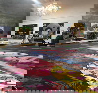 Kennedy's - Darwin Holiday