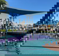 Lucindale - Darwin Holiday