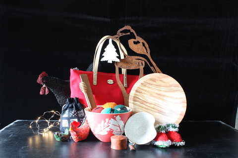 Made In Mansfield Inc. - Darwin Holiday 1