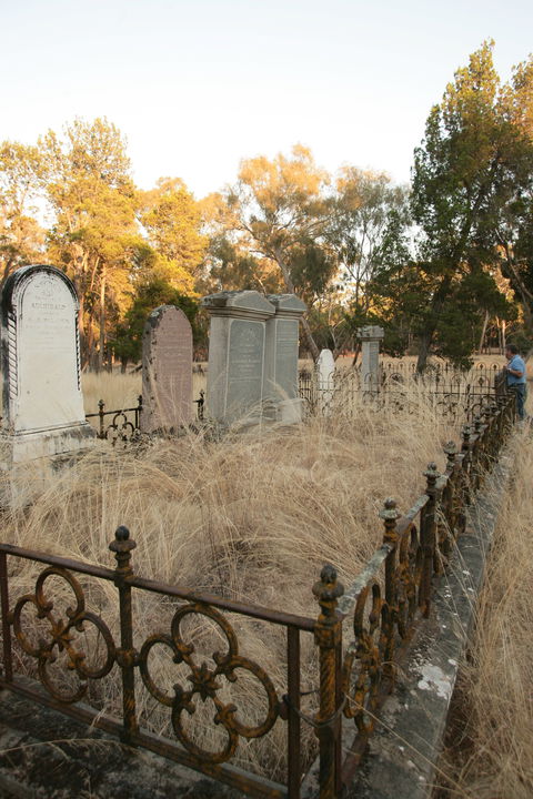 Mathoura Pioneer Cemetery - Darwin Holiday 1