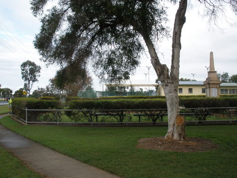 McConnell Park And Toogoolawah War Memorial - Darwin Holiday 1