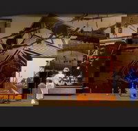 POW Hologram Theatre