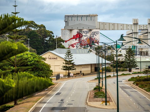 PUBLIC Silo Trail: Albany - Darwin Holiday 2
