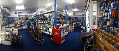 Rocks Marine Bait And Tackle - Darwin Holiday 0
