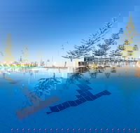 Scarborough Beach Pool - Darwin Holiday