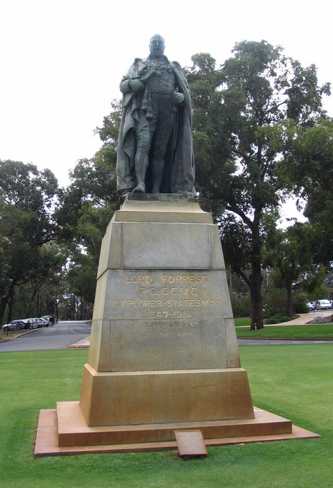 Sir John Forrest Monument - Darwin Holiday 0