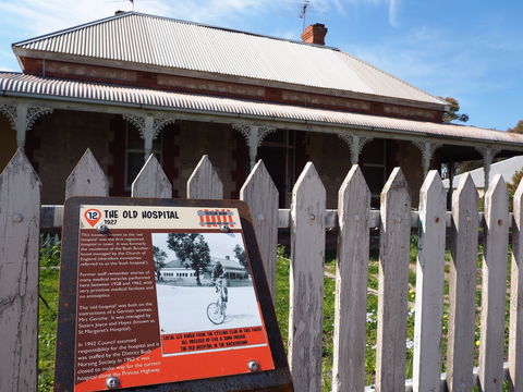 Tailem Bend Historic Rail Trail - Darwin Holiday 2