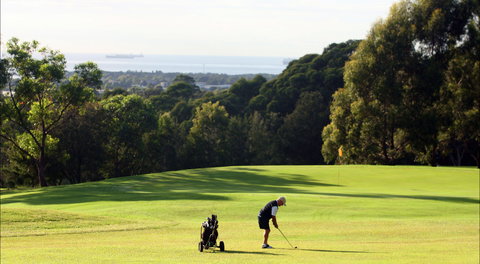 The Vale Golf Course - Darwin Holiday 1