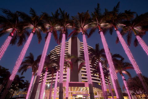 The Star - Darwin Holiday 0