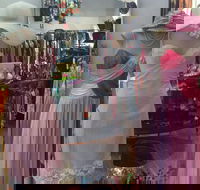 Zoo Vintage Emporium - Darwin Holiday