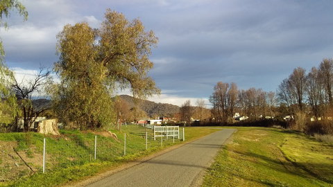 Adelong Falls Walk - Darwin Holiday 1