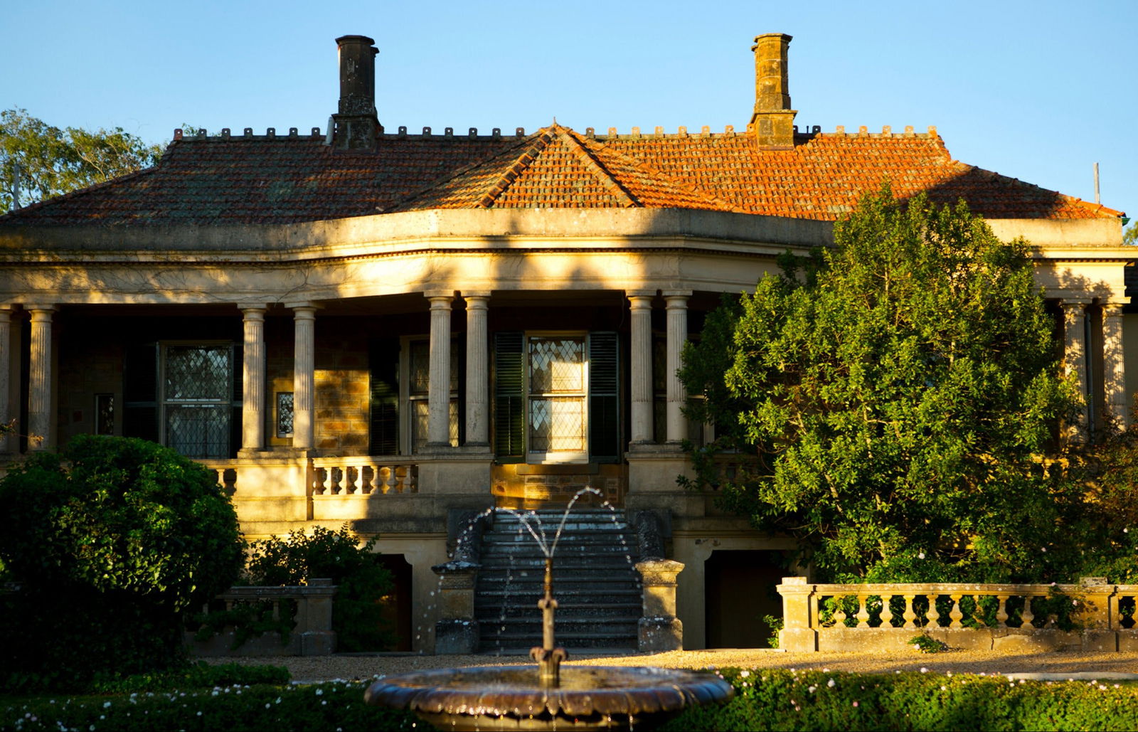 Hamilton SA Darwin Holiday