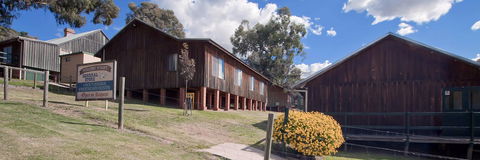 Bathurst Goldfields Education And Function Centre - Darwin Holiday 1