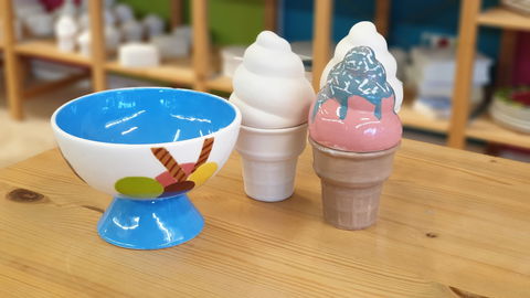 Colour My Pot - Darwin Holiday 1