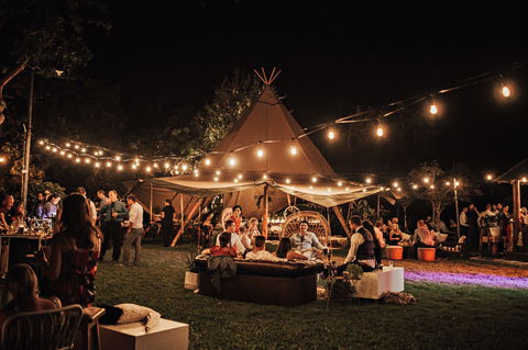 Earlando Weddings And Private Events - Darwin Holiday 0