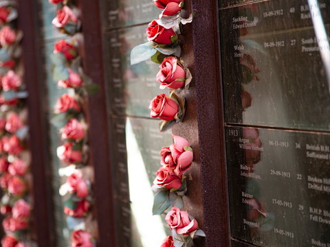 Line Of Lode Lookout And Miners Memorial - Darwin Holiday 2