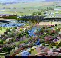 Mayfield - Darwin Holiday