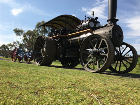 Melbourne Steam Traction Engine Club - Darwin Holiday 0
