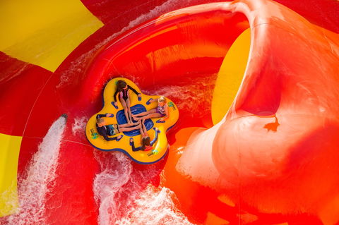 Raging Waters Sydney - Darwin Holiday 0