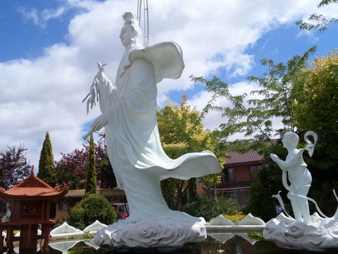 Sakyamuni Buddhist Centre/Van Hanh Monastery - Darwin Holiday 0