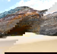 Shelley Caves - Darwin Holiday