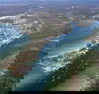 Tin Can Bay - Darwin Holiday