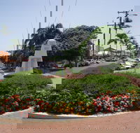 Yeppoon War Memorial - Darwin Holiday