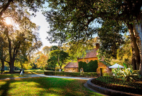 Cooks' Cottage - Darwin Holiday 2