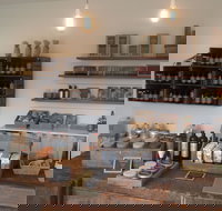 Dindi Naturals - Darwin Holiday