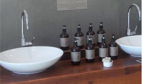 Dindi Naturals - Darwin Holiday 2