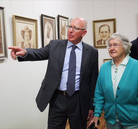 Doris Golder Wool Art Gallery - Darwin Holiday 1