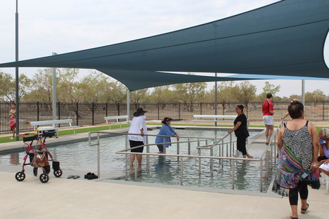 Great Artesian Bore Baths, Goodooga - Darwin Holiday 0