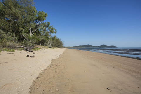 Smalleys Beach - Darwin Holiday 0